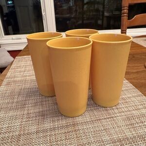 4 Vintage Tupperware Harvest Gold Yellow Tumblers Set 12oz look new